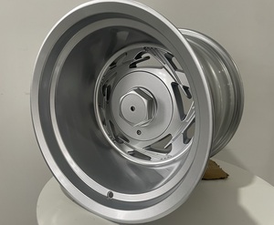 Jantes en aluminium moulé pour voiture de 15 pouces à déport profond 5x120 5x127 avec finition Racing argentée - Product Image 2