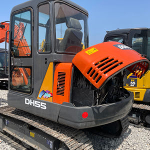 เครื่องจักรขุดเจาะมือสอง CE Doosan รถขุด DH55มือสอง5.5ตัน - Product Image 1
