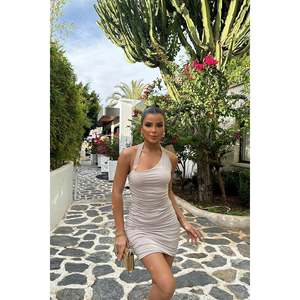 Robe de cocktail Bella beige avec détail ceinture - Product Image 3