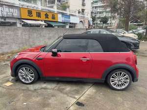 BMW <span class=keywords><strong>Mini</strong></span> <span class=keywords><strong>Cooper</strong></span> Cabrio Classic Edition 2021 - Modèle rafraîchi 1.5T |   Voiture de luxe convertible, conduite <span class=keywords><strong>à</strong></span> gauche, intérieur lumineux, pneus R17 - Product Image 2