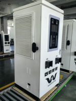 Estación de Carga para Vehículos Eléctricos Wattzing de 400kW CC, Montada en el Suelo, Compatible con los Estándares de Carga Rápida CCS1, CCS2, CHAdeMO y GB/T