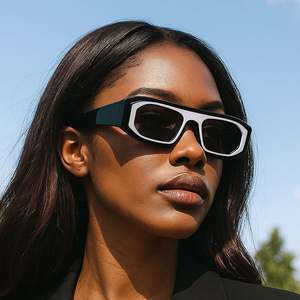 Gafas de Sol Personalizadas con Logotipo, Diseño Vintage 2025, Doble Color, Polígono, UV400, Montura Pequeña, Rectangulares, para Mujer - Product Image 2