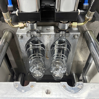 Machine de fabrication de bouteilles en plastique pour animaux de compagnie semi-automatique de petite capacité, machines de soufflage de plastique pour petites bouteilles