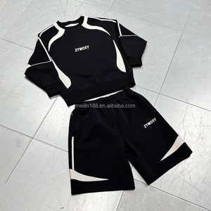 Ensemble de survêtement pour homme en coton 100% avec sweat à capuche à col rond et short, coupe et couture de haute qualité, ensemble deux pièces personnalisé, tenue de jogging - Product Image 1