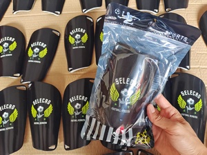 Parastinchi da Calcio Personalizzati AW con Logo, OEM ODM, Protezioni per Stinchi da Calcio Personalizzate, Produzione Diretta - Product Image 5