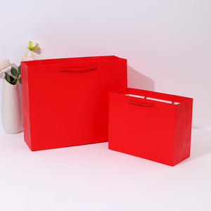 맞춤형 인쇄 로고 재활용 고급 포장 의류 선물 쇼핑 핸들 가방 로고 쇼핑 판지 크래프트 종이 가방 - Product Image 3