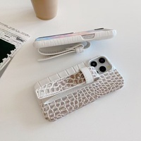 Top Vente en gros pour Iphone Couverture de téléphone portable Crocodile avec sangle Étui de téléphone en cuir artificiel