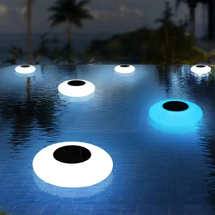 Lampu kolam renang LED luar ruangan, lampu mengambang tenaga surya warna-warni tahan air
