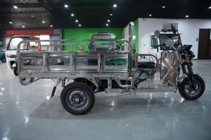Vendita Diretta dalla Fabbrica di Tricicli Elettrici da Carico in Acciaio di Alta Qualità con Cabina Aperta - Product Image 5