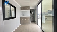 Maison de conteneur sur remorque de 20 pieds sur mesure Semi-hors route Camping-car avec salle de douche pour usage familial pour bureau ou hôtel