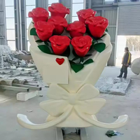 Statue de fleur de tulipe en fibre de verre grandeur nature créative pour la Saint-Valentin, événements, parcs à thème, centres commerciaux intérieurs/extérieurs, points photo