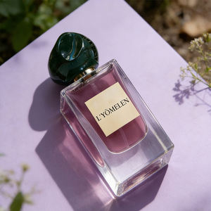 Colección Privada, Colonia de Rosas Naturales en Tamaño de Bolsillo, Aroma Cítrico Especiado Unisex de Larga Duración, Perfume con Aroma Dulce, Eau de Parfum - Product Image 2