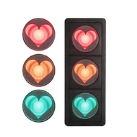 Feu de signalisation routière LED en forme de cœur, haute luminosité, anti-éblouissement, lampe de signalisation personnalisée pour passage piétonnier