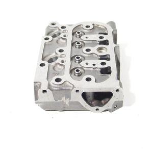 Culasse pour <span class=keywords><strong>moteur</strong></span> <span class=keywords><strong>Kubota</strong></span> <span class=keywords><strong>Z402</strong></span> avec soupapes - Product Image 1