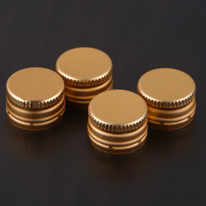 Tappo a Corona in Alluminio Antimanomissione 18mm 24mm 28mm 30mm Coperchio Metallico ROPP per Bottiglie di <span class=keywords><strong>Vino</strong></span> e Bevande - Product Image 5
