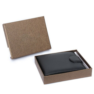 Portefeuille pour homme en cuir véritable de qualité supérieure, logo personnalisé, couleur, taille, marque et emballage, MOQ 10 ensembles, vente en gros directe d'usine OEM - Product Image 6