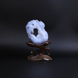 Œuvre d'art bouddhiste sculptée à la main en calcédoine bleue - Artisanat exquis - Product Image 3