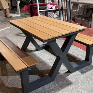 Ensemble de meubles de restaurant extérieur contemporains en plastique, bois et aluminium, table de jardin avec banc - Product Image 2