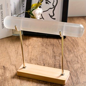 Barres de cristal de sélénite naturelle en gros avec support pour la décoration intérieure – Pierres de guérison artisanales - Product Image 1