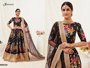 Lehenga Choli imprimé numérique de haute qualité pour les vêtements de mariage pour femmes disponibles à un prix abordable depuis l'Inde - Product Image 3