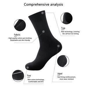 Calcetines Deportivos de Punto con Logotipo Personalizado ODM, Calcetines Atléticos Ligeros de Algodón Peinado con Amortiguación para Tenis - Product Image 3
