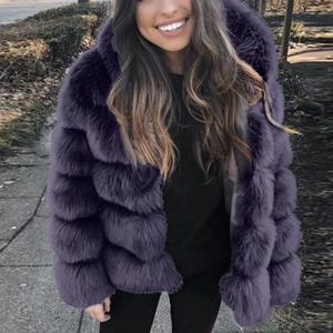 RHG <span class=keywords><strong>Cappotto</strong></span> da <span class=keywords><strong>Donna</strong></span> Invernale in Soffice <span class=keywords><strong>Pelliccia</strong></span> Sintetica Taglie Forti <span class=keywords><strong>con</strong></span> Cappuccio Giacche di <span class=keywords><strong>Pelliccia</strong></span> Bianche Manica Lunga Spesse e Calde Capispalla Invernali da <span class=keywords><strong>Donna</strong></span> - Product Image 3