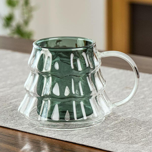 Tasses à café, thé et lait en verre à double paroi en forme de sapin de Noël - Product Image 2