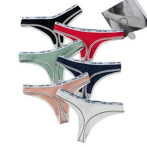 Hochwertige dünne Baumwoll-T-Back-Höschen für Damen Mid-Rise G-<span class=keywords><strong>String</strong></span> mit Spitzens chleifen dekoration Großhandel Anpassbares Logo auf Schritt - Product Image 2