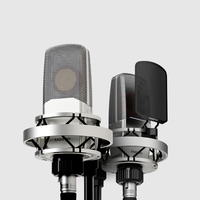 CADOTHY Microphone d'enregistrement professionnel micro cardioïde à condensateur avec support antichoc pour pare-brise en métal pour karaoké en réseau