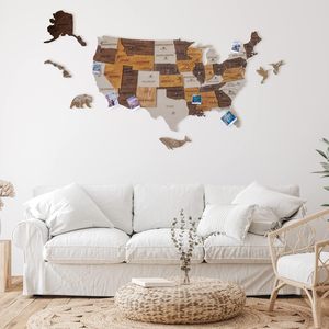 Mapa de Estados Unidos de Madera Hexagonal Pintado en 3D con Chinchetas y Colores Personalizables - Product Image 1