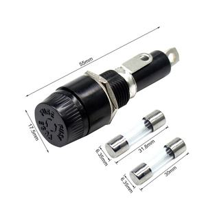 Portafusibile in Ceramica Nero da 250V 30A con Montaggio a Vite - Product Image 2