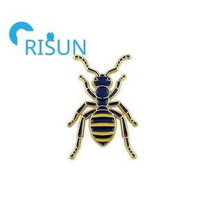 Pin de Solapa Personalizado con Forma de <span class=keywords><strong>Hormiga</strong></span> Cortadora de Hojas, Broche de Metal con Diseño de <span class=keywords><strong>Hormiga</strong></span> de Terciopelo Rojo y Negro, Pin de Esmalte con Diseño de Insecto Animal - Product Image 4