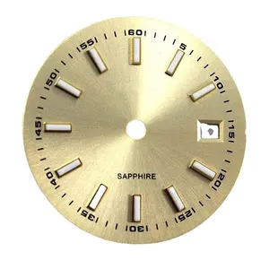 Accessoires de montres Accessoires d'ornement Cadran littéral doré avec impression soleil Échelle lumineuse Mouvement mécanique à quartz ADAPTS