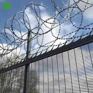 Clôture paysagère en acier au carbone à vue dégagée avec barrières anti-escalade, traitée thermiquement et galvanisée, design moderne, <span class=keywords><strong>hauteur</strong></span> de 6 pieds - Product Image 1