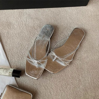 Élégantes sandales à talon carré pour femmes, à bout ouvert, à talon épais et bas, chaussures d'été habillées pour la plage