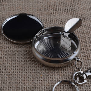 Moderno Mini Cenicero Metálico de 50mm para Llavero, Portátil de Bolsillo para Viajes, Coche y Exteriores, con Logotipo Personalizado, Suministro Directo, para Fumar Cigarrillos <span class=keywords><strong>Funway</strong></span> - Product Image 4