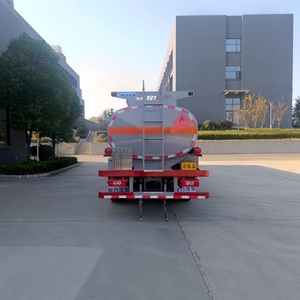 Camion de transport d'éthanol Foton 4*2, citerne à carburant de 8,4 m³, camion-citerne en acier inoxydable - Product Image 6