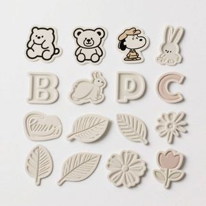 Etiquetas Adhesivas de Vinilo Personalizadas con Impresión UV, Resistentes al Agua, con Logotipo, Corte Estético Transparente, para Negocios - Product Image 4