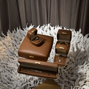 Caja de Almacenamiento de Joyería de Cuero PU al por Mayor en Varios Tamaños, Caja de Regalo para Exhibición de Joyas con Interior de Franela Premium - Product Image 2