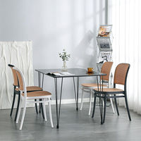Chaise en plastique épaissie pour la maison, tabouret simple à dossier pour restaurant, chaise d'extérieur empilable en rotin, chaise de salle à manger nordique