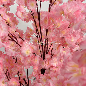 ต้นซากุระประดิษฐ์ขนาดใหญ่จากผ้าไหม ยี่ห้อ Promise  เป็นมิตรกับสิ่งแวดล้อม เหมาะสำหรับตกแต่งงานแต่งงาน งานปาร์ตี้ บ้าน และโรงแรม - Product Image 5