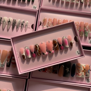 10 <span class=keywords><strong>Uñas</strong></span> Postizas <span class=keywords><strong>de</strong></span> Lujo Personalizadas, Reutilizables, Diseño <span class=keywords><strong>de</strong></span> Impresión 3D Hecho a Mano, Marca Privada - Product Image 1