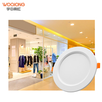 Plafonniers LED ultra-minces en tôle de fer, vente chaude de l'usine Woojong, prix compétitif pour les maisons et les centres commerciaux