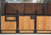 Box de Luxe Européen pour Chevaux avec Toit – Abri Portable Sûr pour Centre Équestre et Ferme