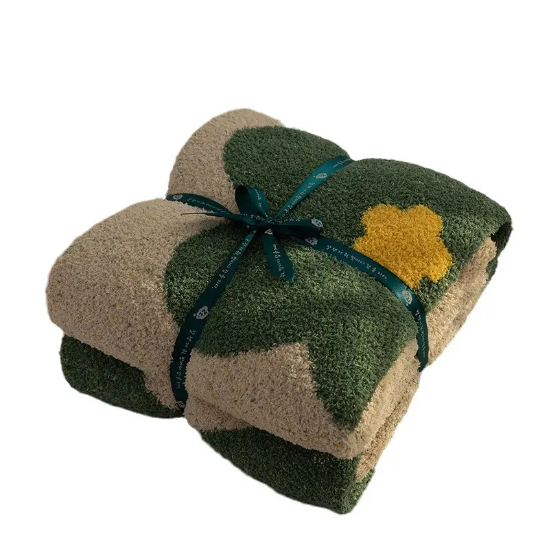 Fashionable super soft Soft Warm Cute Half Edge Plush blanket for house/hotel