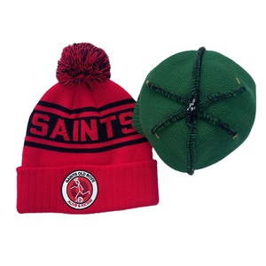 Bonnet tricoté chaud pas cher en gros pour hommes, femmes et couples, motif jacquard personnalisé, nœuds, carreaux, broderie 3D, casquette d'hiver contre le froid - Product Image 4
