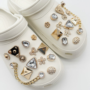 Nouveautés Luxe Bling personnalisé sabot charme strass métal doré décoration accessoires chaussures chaussures décorations chaussures breloques - Product Image 3