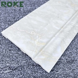 Plinthe en polystyrène PS anti-insectes de qualité supérieure, étanche, idéale pour les plinthes de sol et les corniches de plafond - Product Image 1