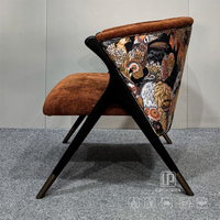 Chaise de salle à manger de luxe en bois doré, style chinois antique et moderne du milieu du siècle, pour hôtels et restaurants haut de gamme