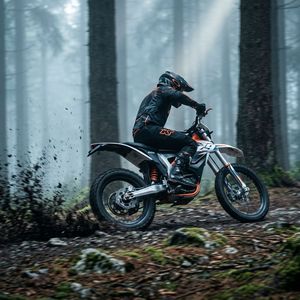 Nouvelle Moto Électrique Tout-Terrain Surron Style F29R 2026, 32KW 96V, Double Frein, Autonomie 100km, Motocross Tout-Terrain pour Adultes - Product Image 4